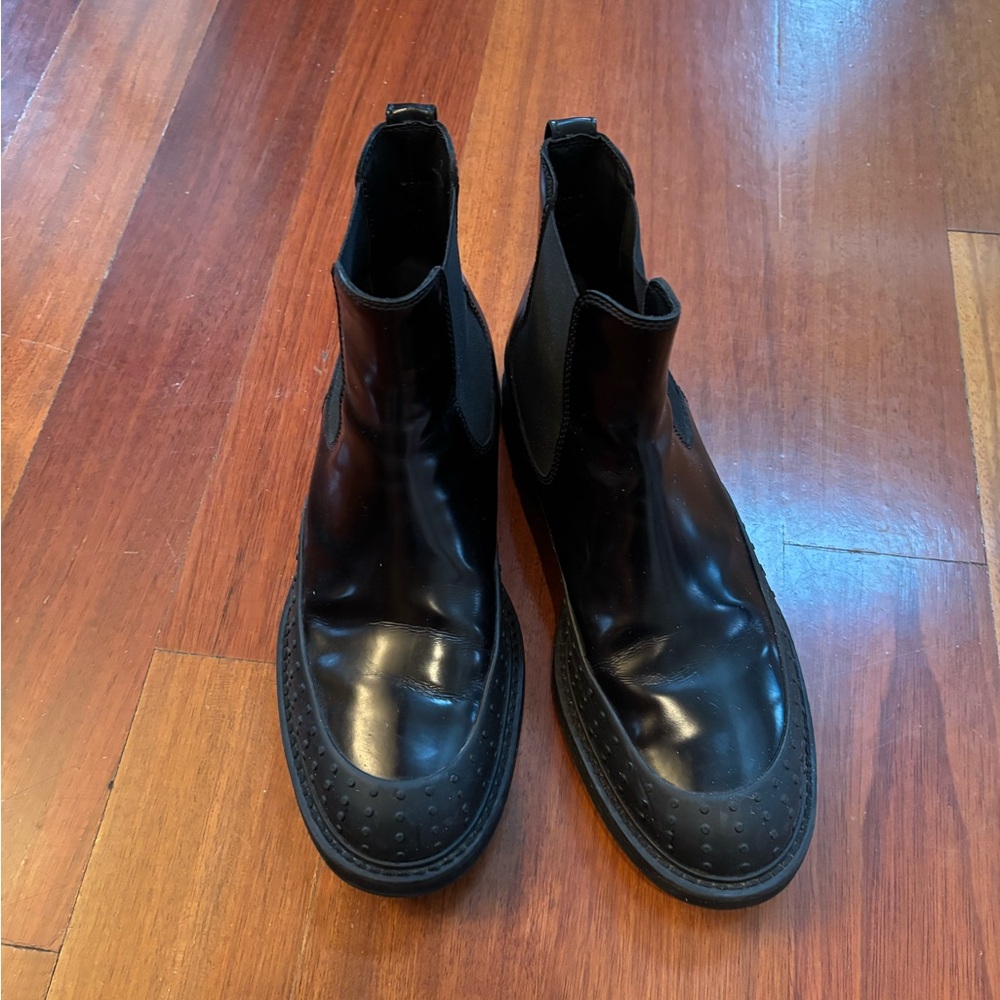 Tod's Black Leather Men's Ankle Boots